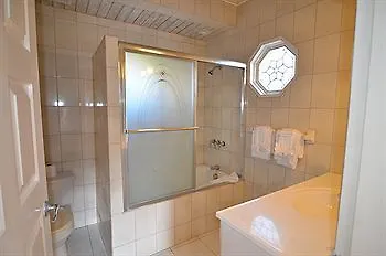 Tropical Lagoon Resort Πορτ Αντόνιο 3*,